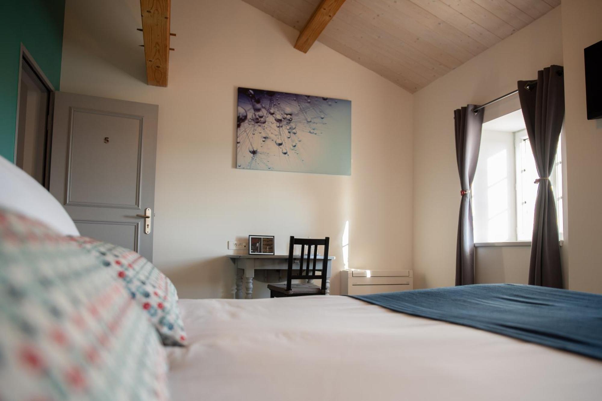 Domaine Forvent Bed & Breakfast Saint-Julien-de-Peyrolas Exterior photo